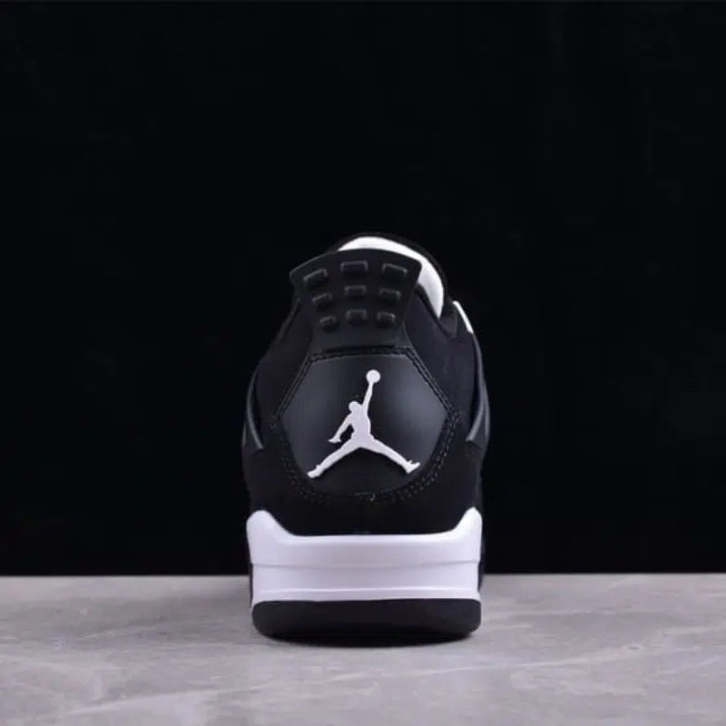 J4 Storm