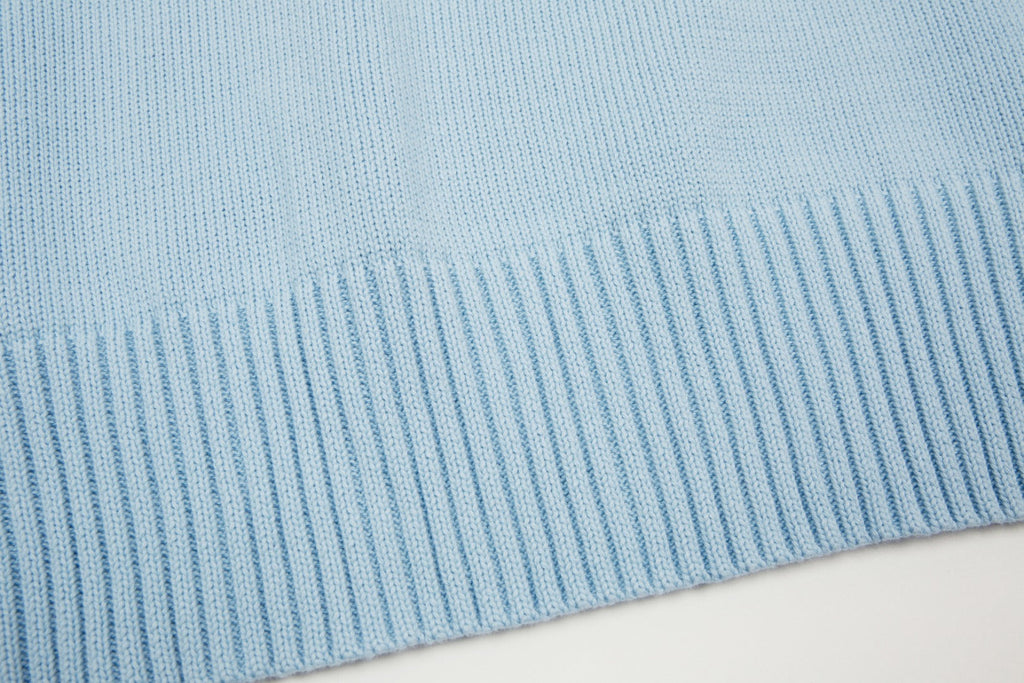 « Cœur » – Pull bleu clair bébé