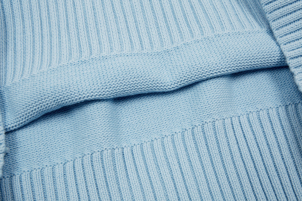 « Cœur » – Pull bleu clair bébé