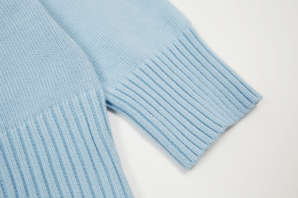 « Cœur » – Pull bleu clair bébé